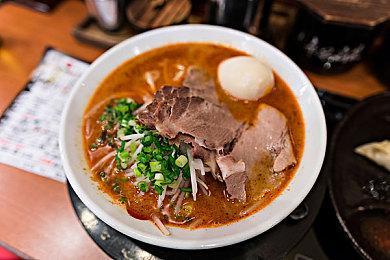 3DM速报：Epic支付5.2亿美元和解诉讼，《巫师3》steam在线人数近九万